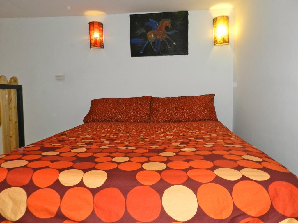 شقة Modern Flat Cavour نابولي المظهر الخارجي الصورة