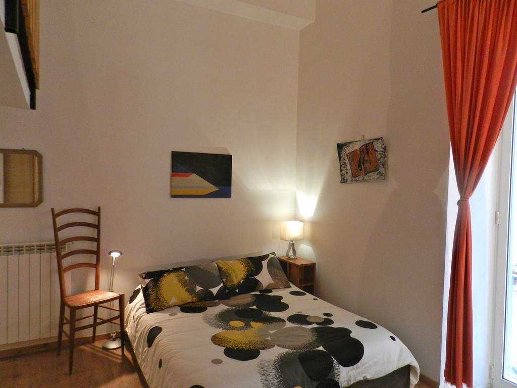 شقة Modern Flat Cavour نابولي المظهر الخارجي الصورة